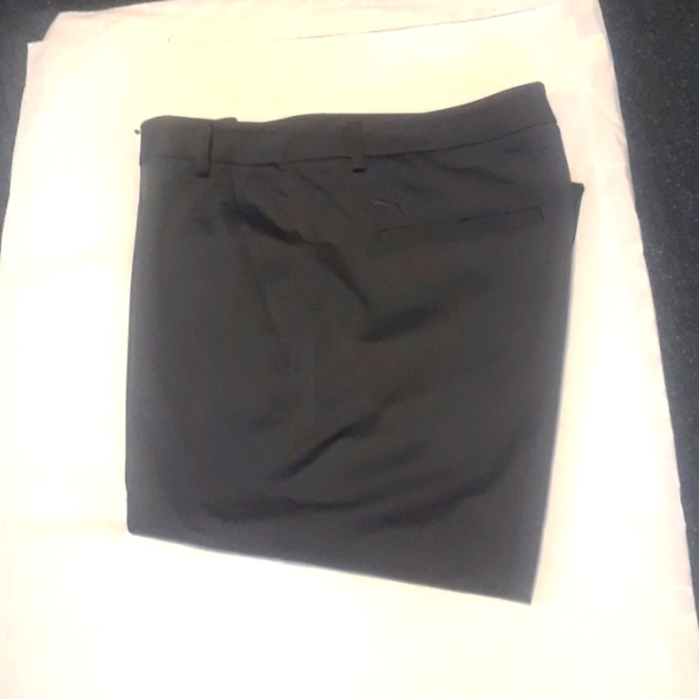 PUMA GOLF PANTS.